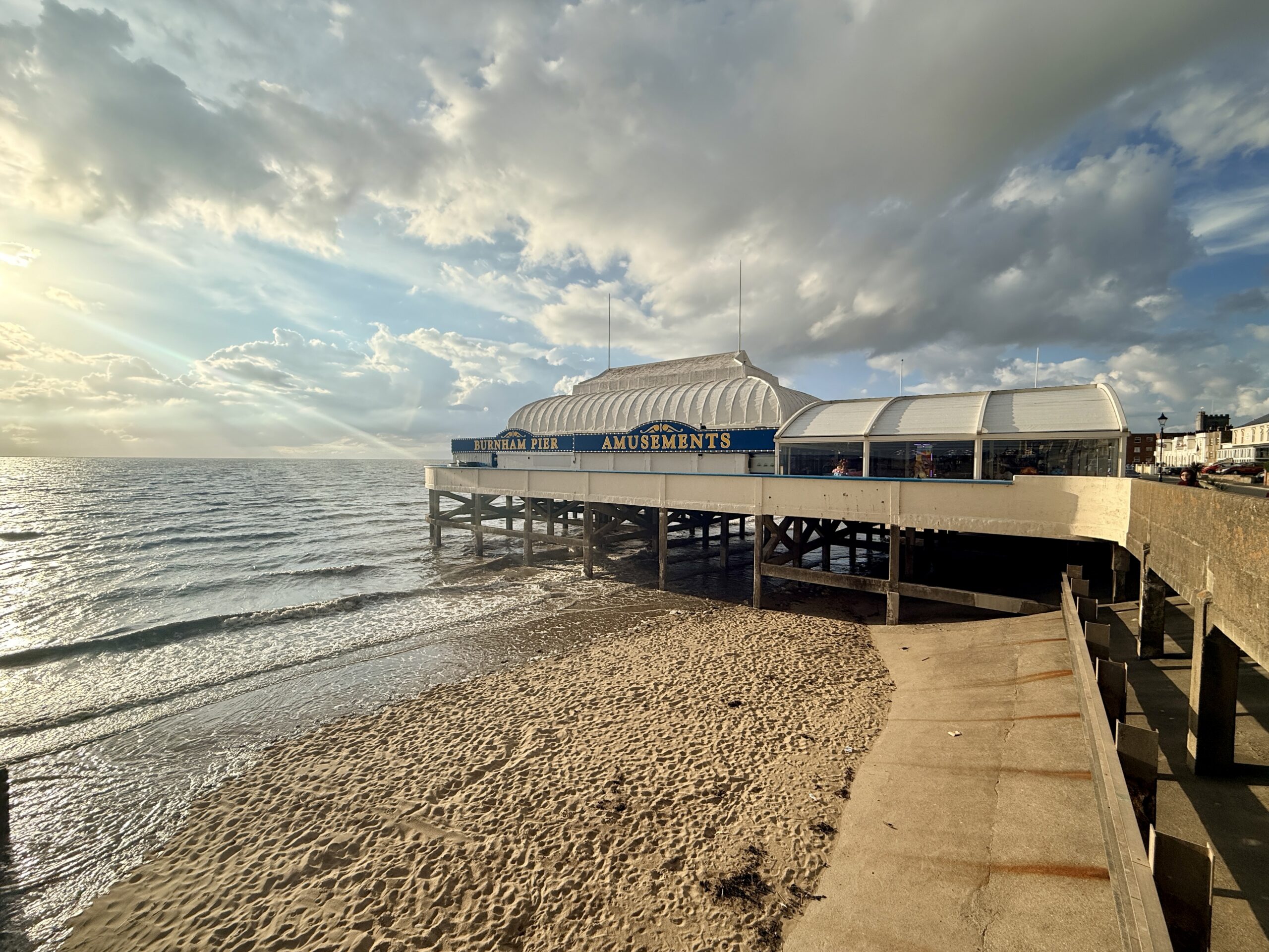 Burnham-on-Sea: A Complete Visitor Guide
